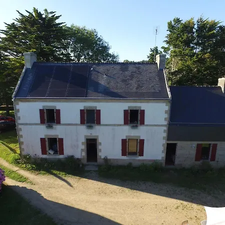 Villa Kermenhir, A Charming 18th Century Breton Loctudy