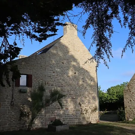 Villa Kermenhir, A Charming 18th Century Breton Loctudy